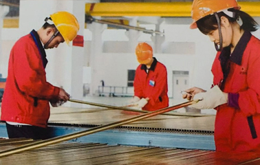 公司通過中國船級社CCS工廠認可，產品獲得“江蘇省名牌產品”